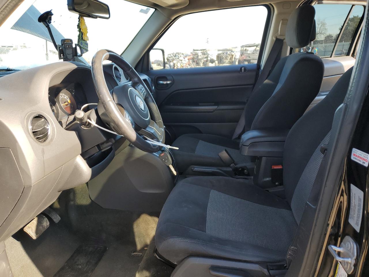 2017 Jeep Patriot Latitude Черный vin: 1C4NJRFB1HD175524