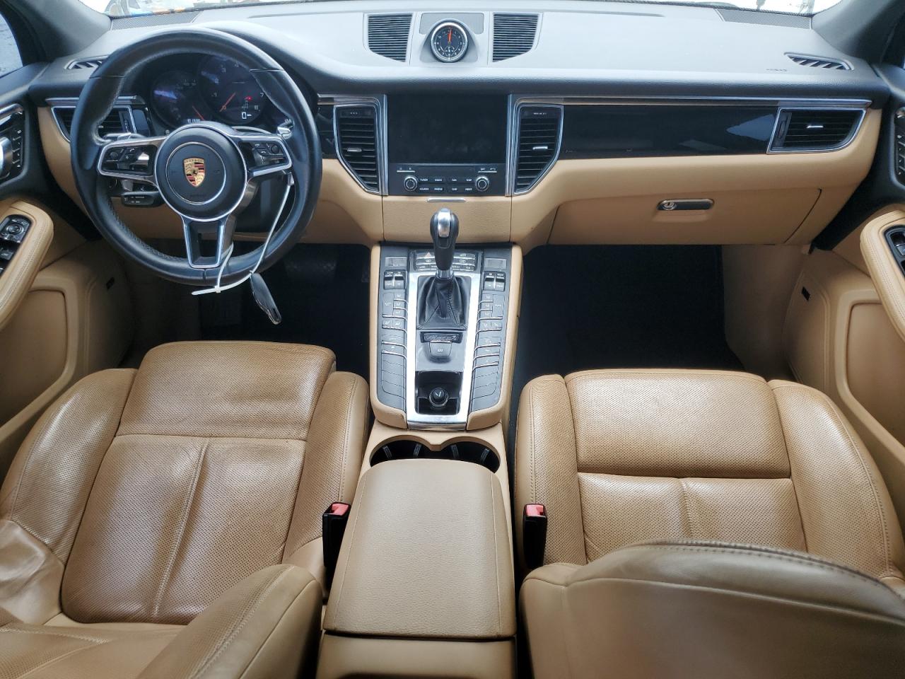 2018 Porsche Macan Белый vin: WP1AA2A55JLB03663