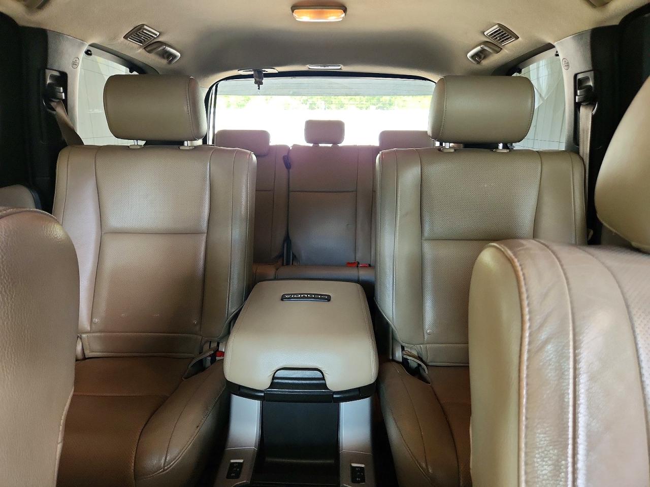 2008 Toyota Sequoia Platinum Gold vin: 5TDBY67A28S001291