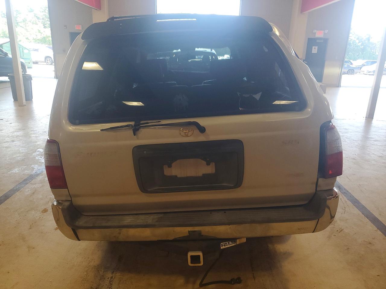 2000 Toyota 4runner Sr5 Серебряный vin: JT3GN86R3Y0142234
