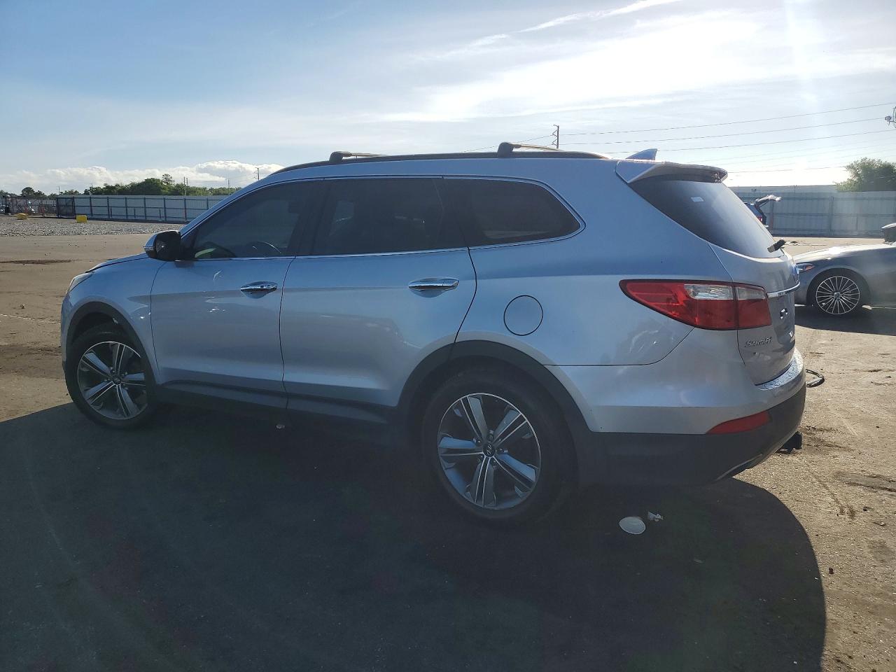 2015 Hyundai Santa Fe Limited Silver vin: KM8SN4HF1FU114225