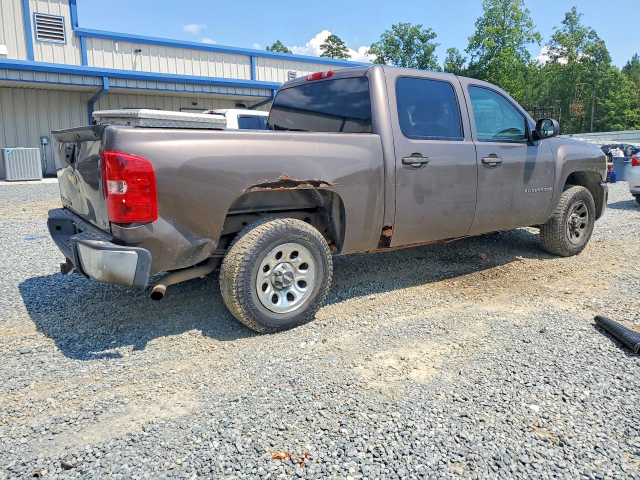 2007 Chevrolet Silverado C1500 Crew Cab Brown vin: 2GCEC13J471632716