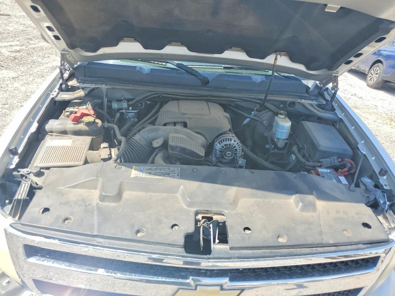 2011 Chevrolet Silverado C1500 Lt Silver vin: 3GCPCSE04BG166319
