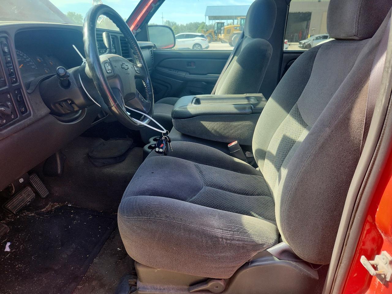 2005 Chevrolet Silverado K1500 Red vin: 2GCEK13T151208346