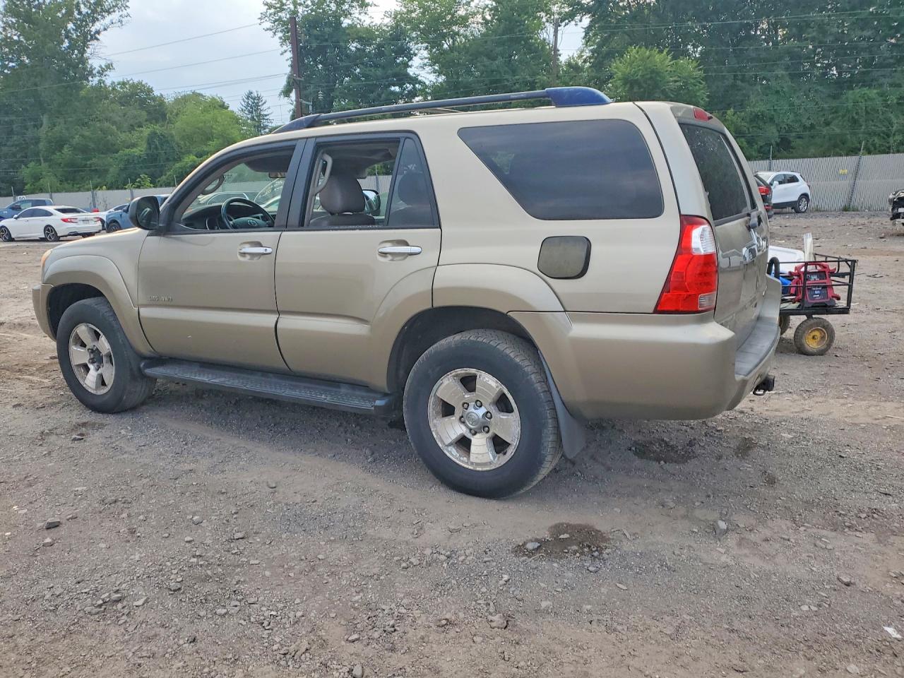 2006 Toyota 4runner Sr5 Gold vin: JTEBU14R560092819