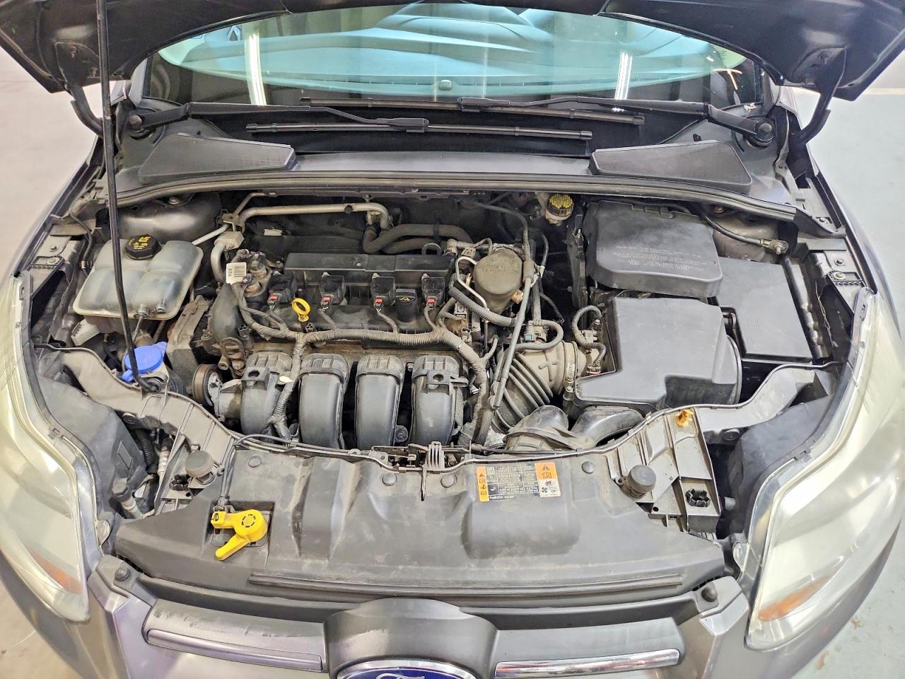 2014 Ford Focus Se Gray vin: 1FADP3F20EL454719