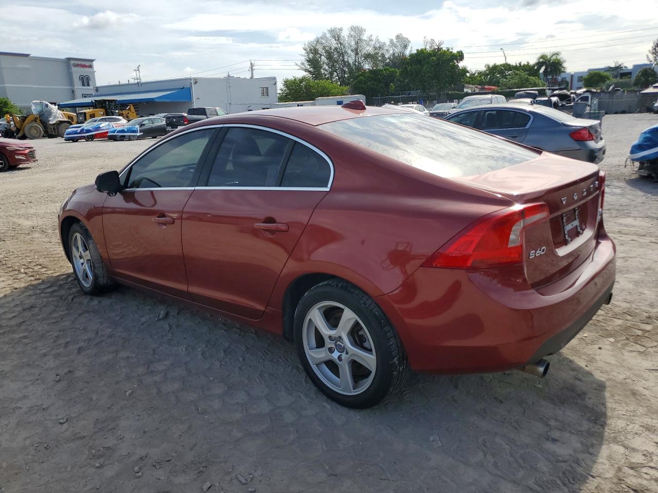2013 Volvo S60 T5 Red vin: YV1612FH8D2205019