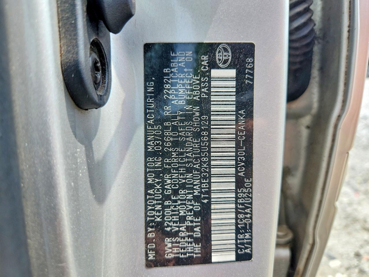 2005 Toyota Camry Standard Silver vin: 4T1BE32K85U568129