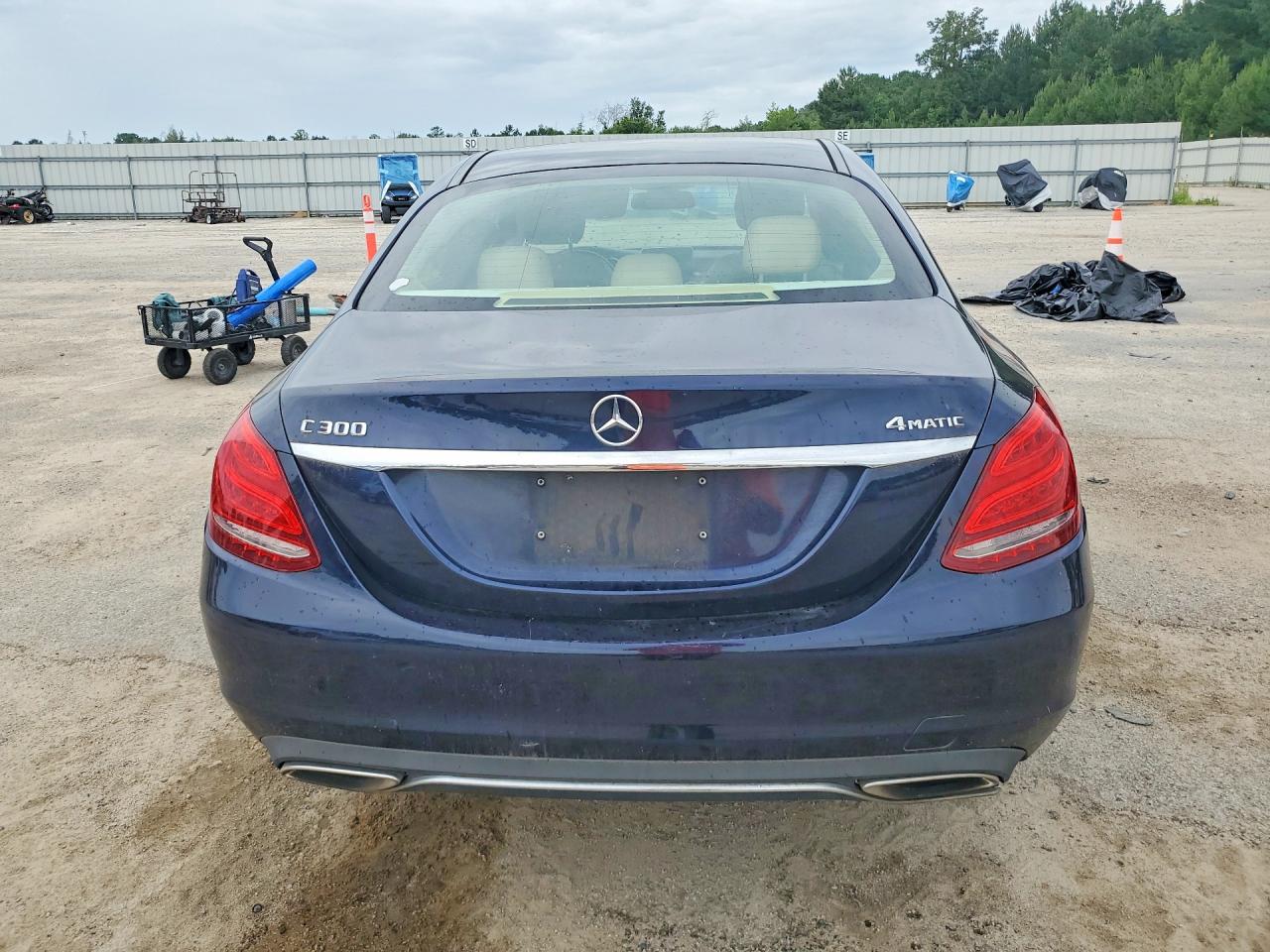 2015 Mercedes-benz C 300 4matic Blue vin: 55SWF4KB3FU041388