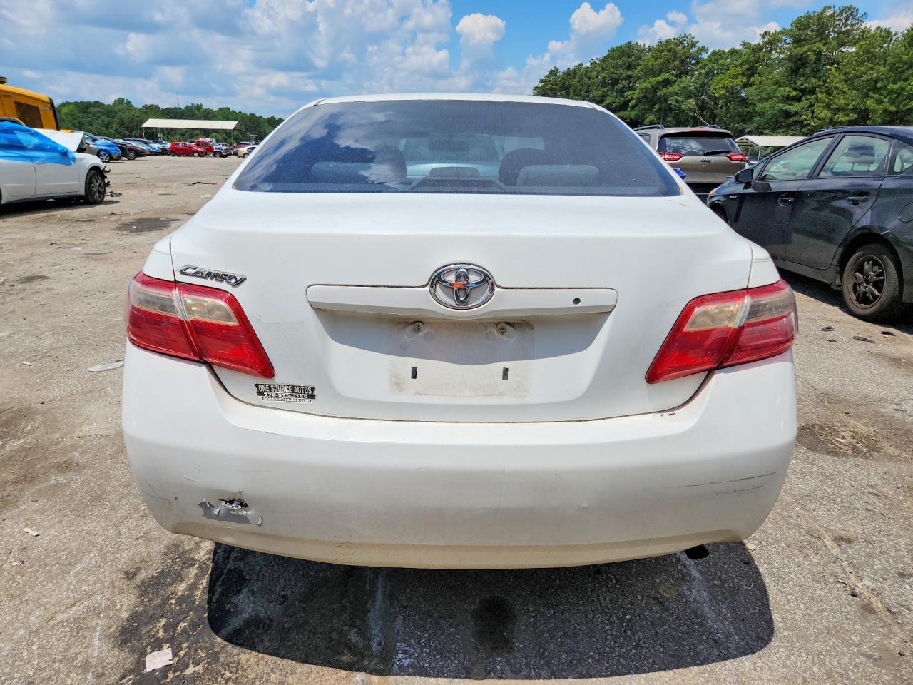2009 Toyota Camry Base White vin: 4T1BE46KX9U917619