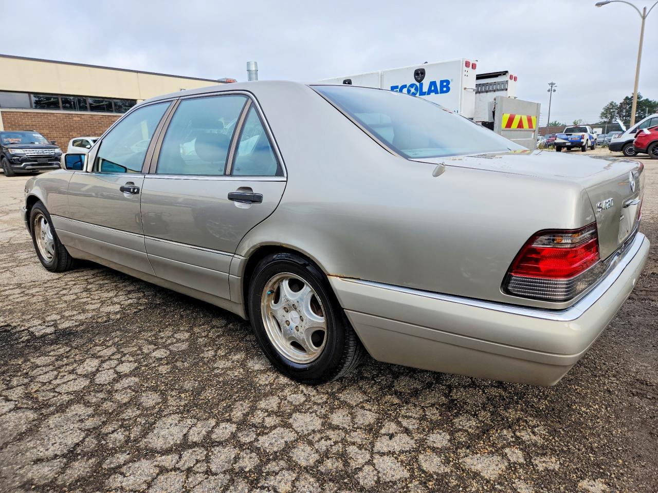 1997 Mercedes-benz S 420 Beige vin: WDBGA43G4VA352073