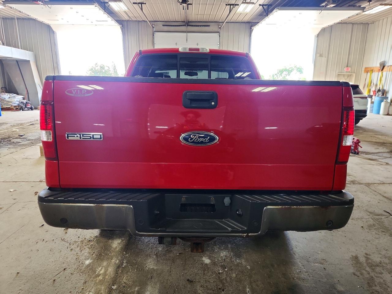 2005 Ford F150 Supercrew Red vin: 1FTPW14525KE58983
