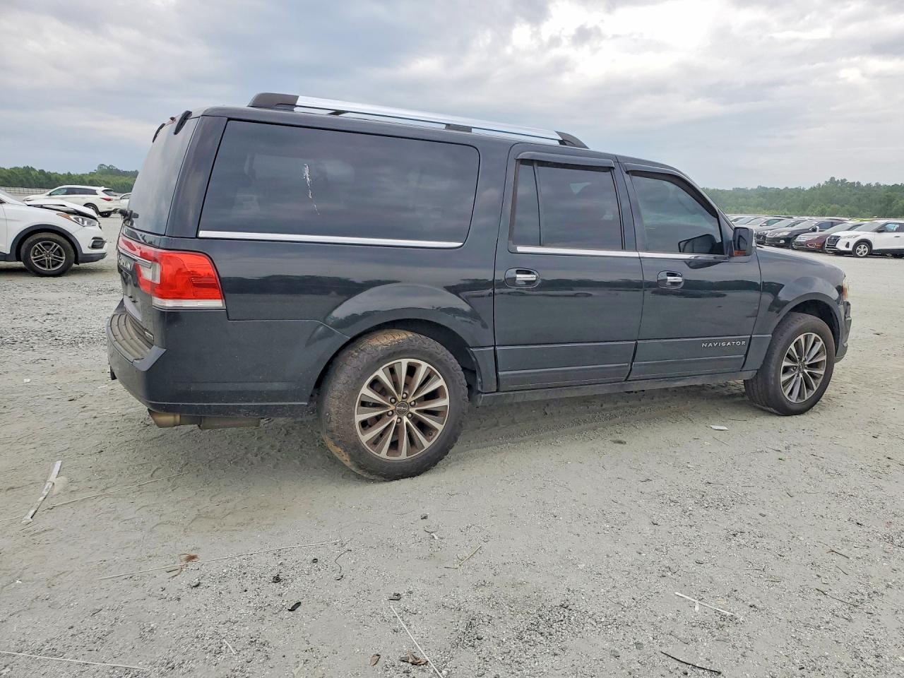 2015 Lincoln Navigator L Black vin: 5LMJJ3HT2FEJ02938