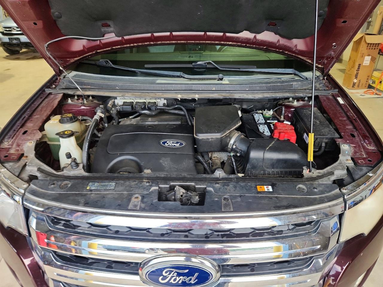 2011 Ford Edge Limited Burgundy vin: 2FMDK4KCXBBA11093