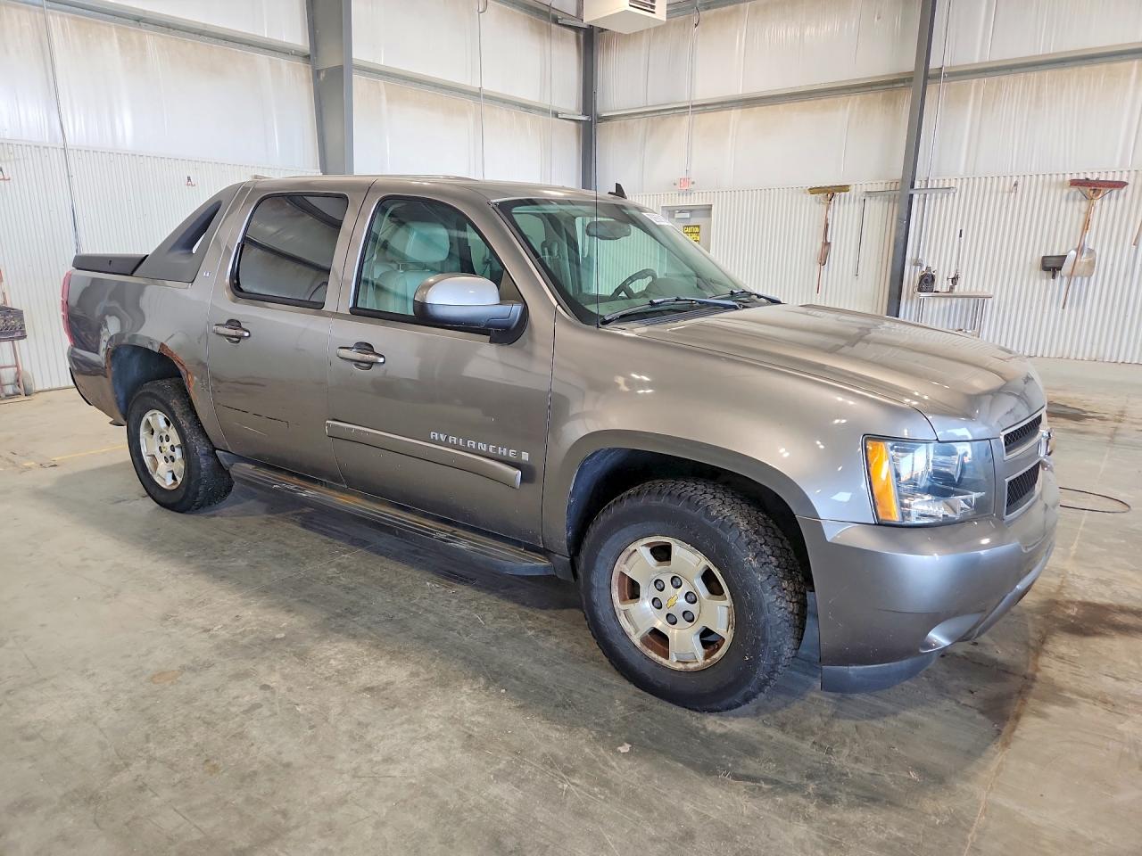 2007 Chevrolet Avalanche K1500 Tan vin: 3GNFK123X7G115137