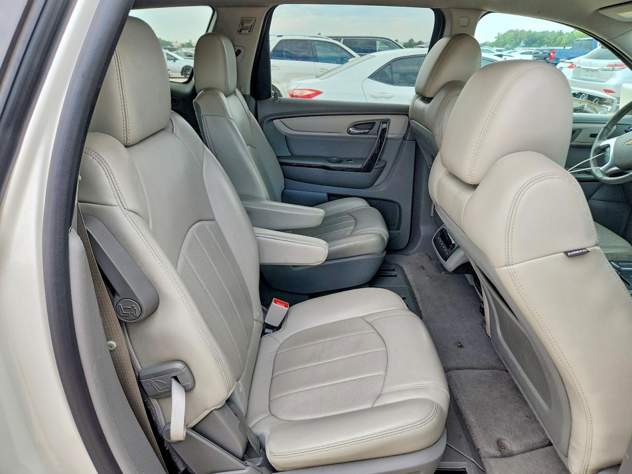 2014 Chevrolet Traverse Ltz Cream vin: 1GNKRJKD8EJ301841