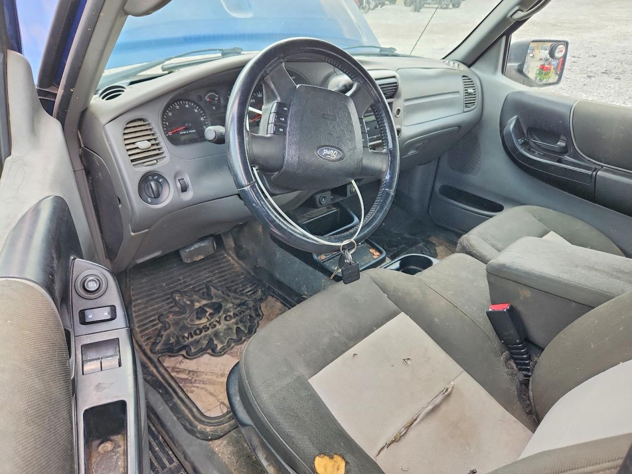 2010 Ford Ranger Super Cab Blue vin: 1FTKR4EE6APA39968