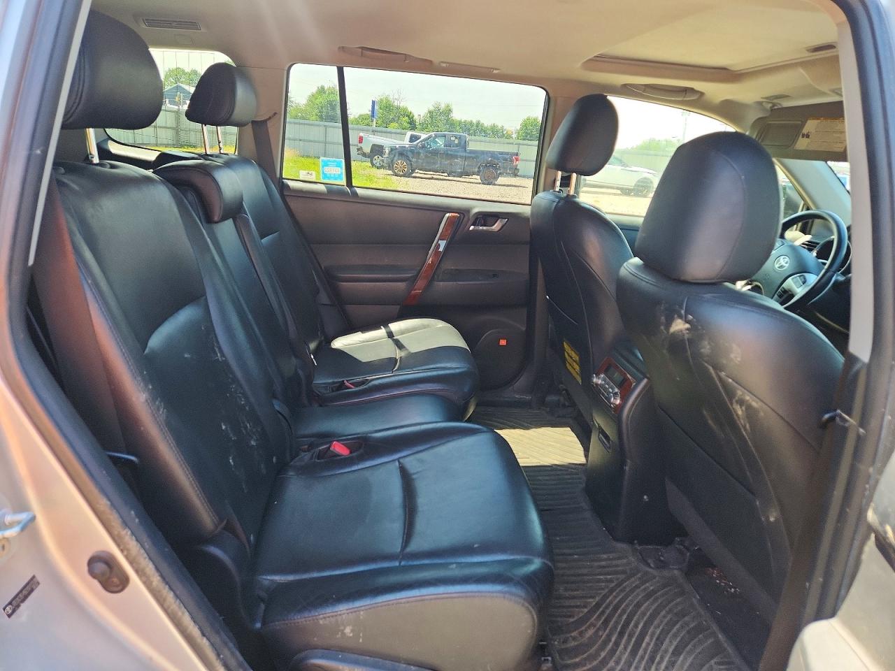2013 Toyota Highlander Hybrid Limited Silver vin: JTEDC3EH5D2012238