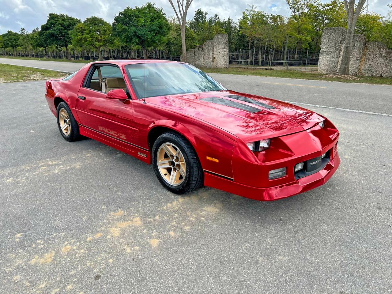1986 Chevrolet Camaro Red vin: 1G1FP87F3GL117622