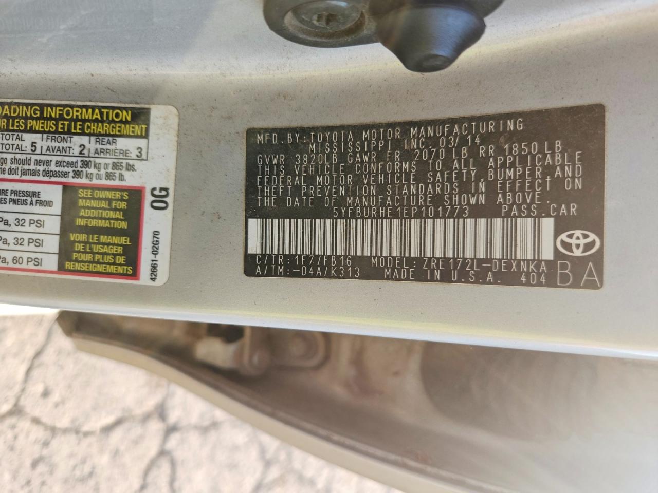 2014 Toyota Corolla Le Silver vin: 5YFBURHE1EP101773