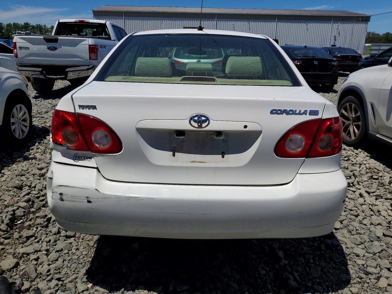 2006 Toyota Corolla Le White vin: JTDBR32E460098757