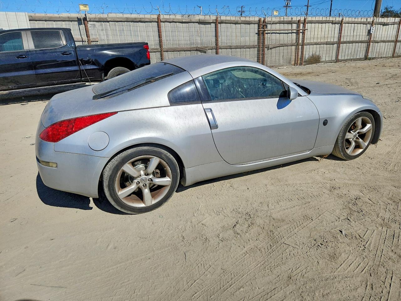2008 Nissan 350z Base Silver vin: JN1BZ34D68M705034