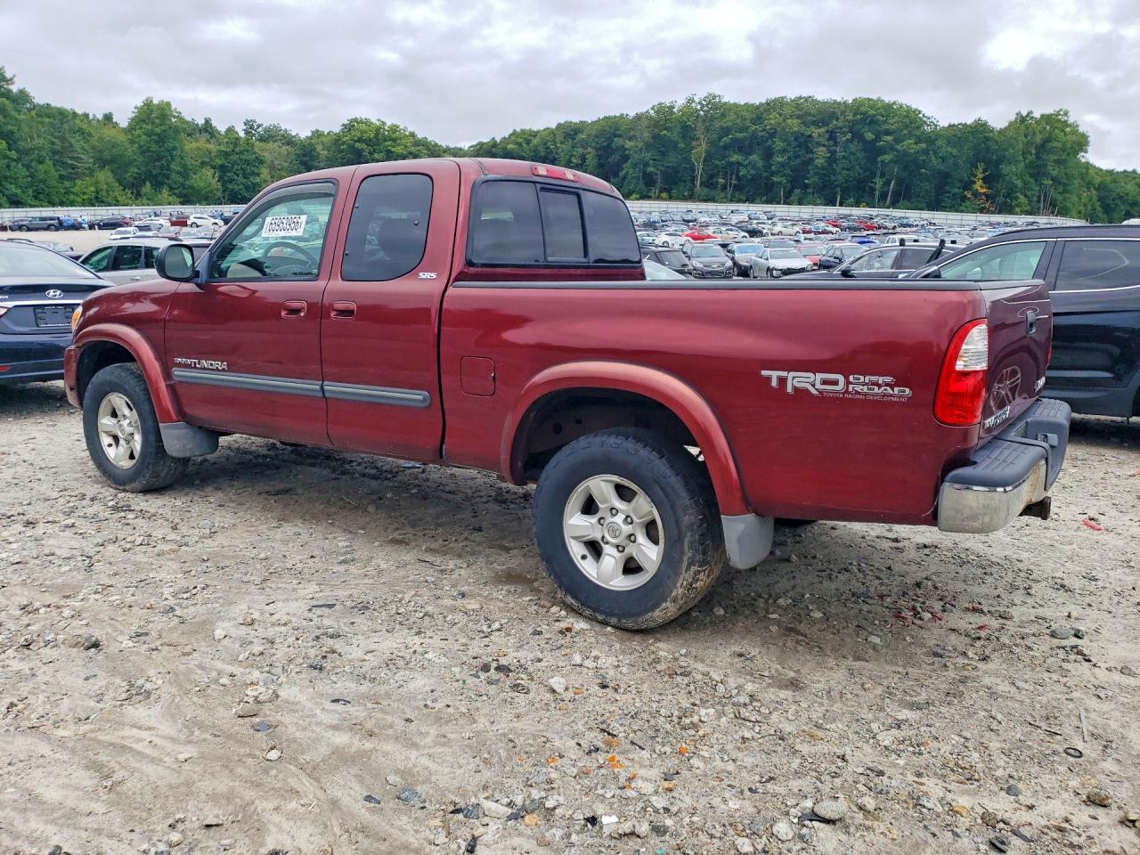 2005 Toyota Tundra Access Cab Sr5 Red vin: 5TBBT44165S461825
