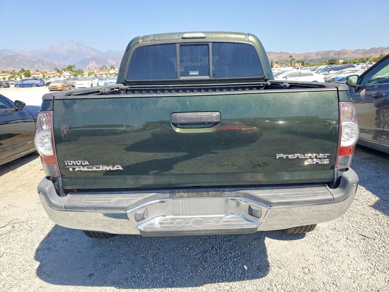 2013 Toyota Tacoma Double Cab Green vin: 5TFJX4GN1DX015922