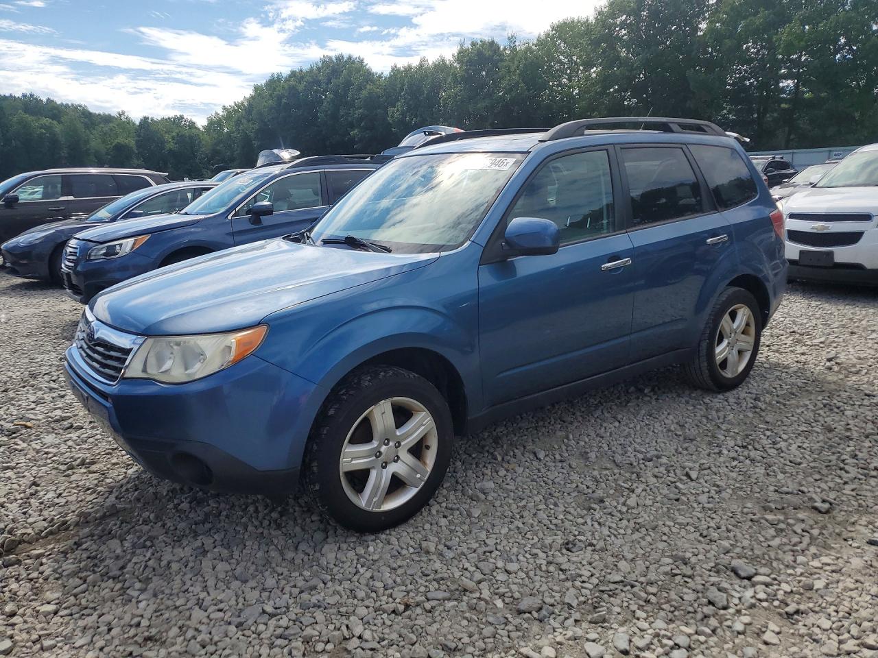 2010 Subaru Forester 2.5x Premium Blue vin: JF2SH6CC6AH713709
