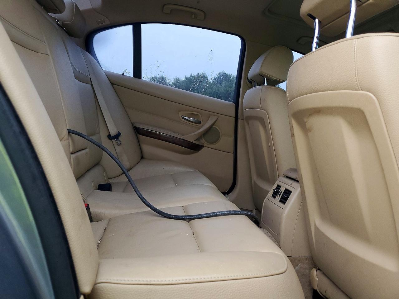 2010 Bmw 335 Xi Silver vin: WBAPL3C52AA408510