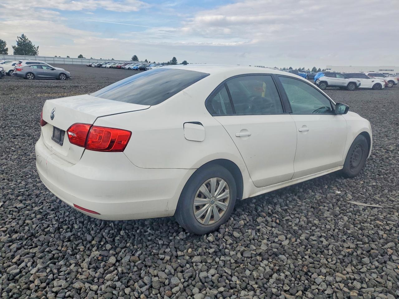2012 Volkswagen Jetta Base White vin: 3VW2K7AJ3CM467320