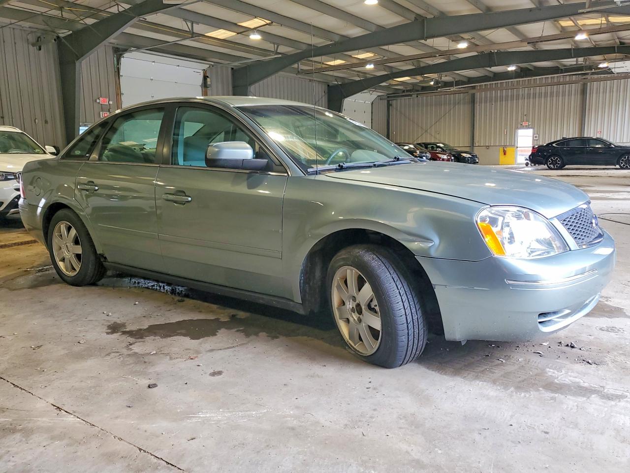 2005 Ford Five Hundred Se Silver vin: 1FAFP26135G186171