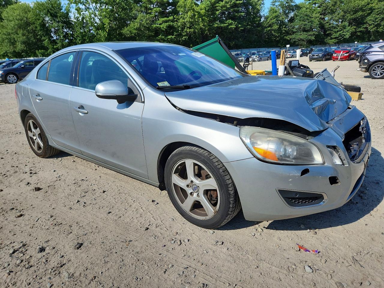 2013 Volvo S60 T5 Silver vin: YV1612FH5D1215206