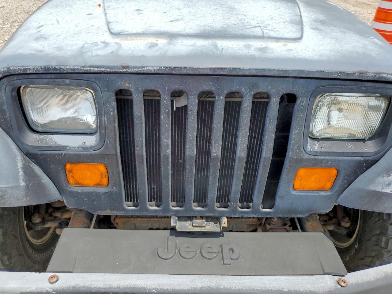 1995 Jeep Wrangler / Yj S Black vin: 1J4FY19P2SP285460