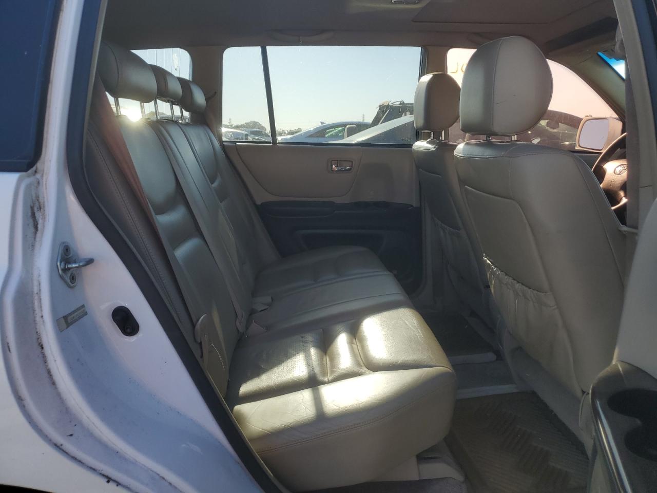 2001 Toyota Highlander White vin: JTEHF21A510019628
