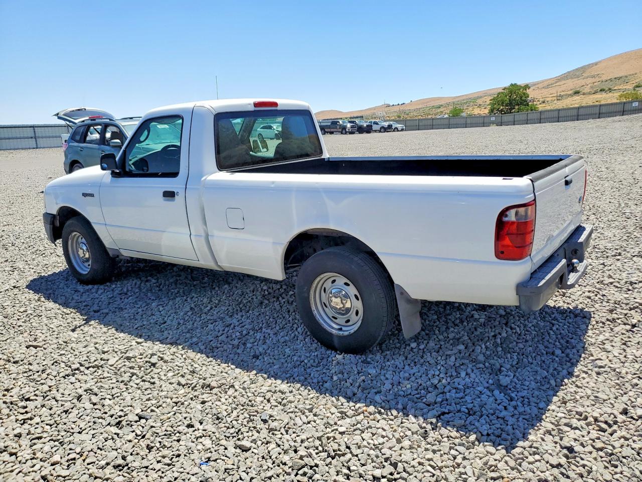 2005 Ford Ranger White vin: 1FTYR10U55PA54426