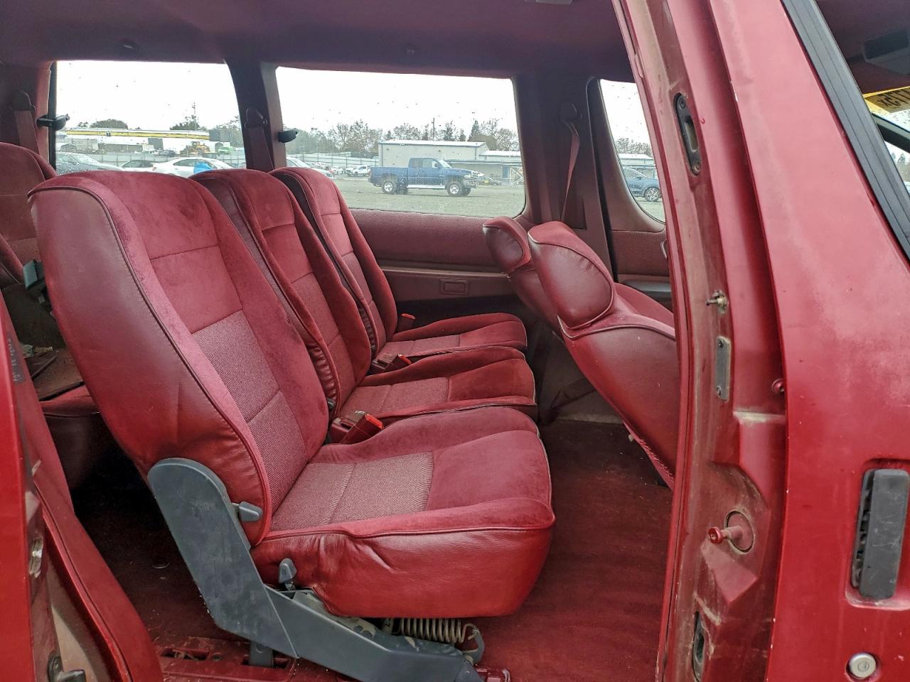 1990 Chevrolet Lumina Apv Бордовый vin: 1GNCU06D0LT141091