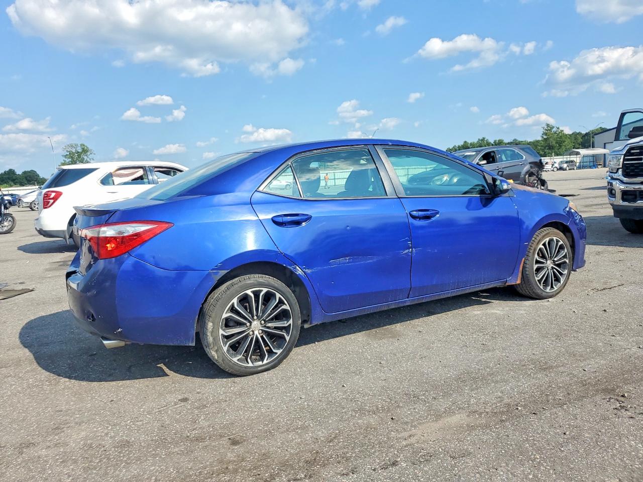 2015 Toyota Corolla S Plus Blue vin: 2T1BURHE3FC267567