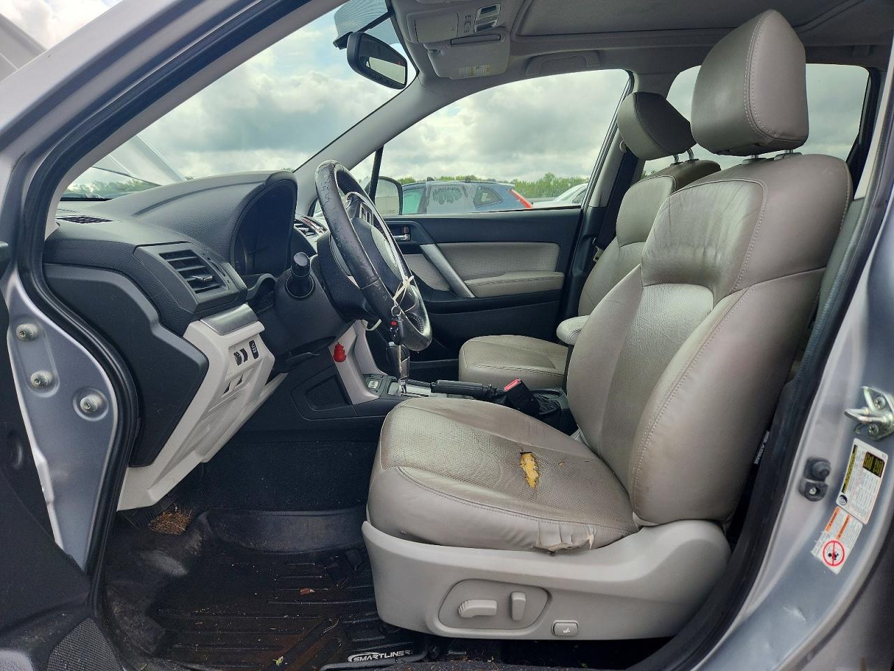 2015 Subaru Forester 2.5i Limited Silver vin: JF2SJAHC4FH476466