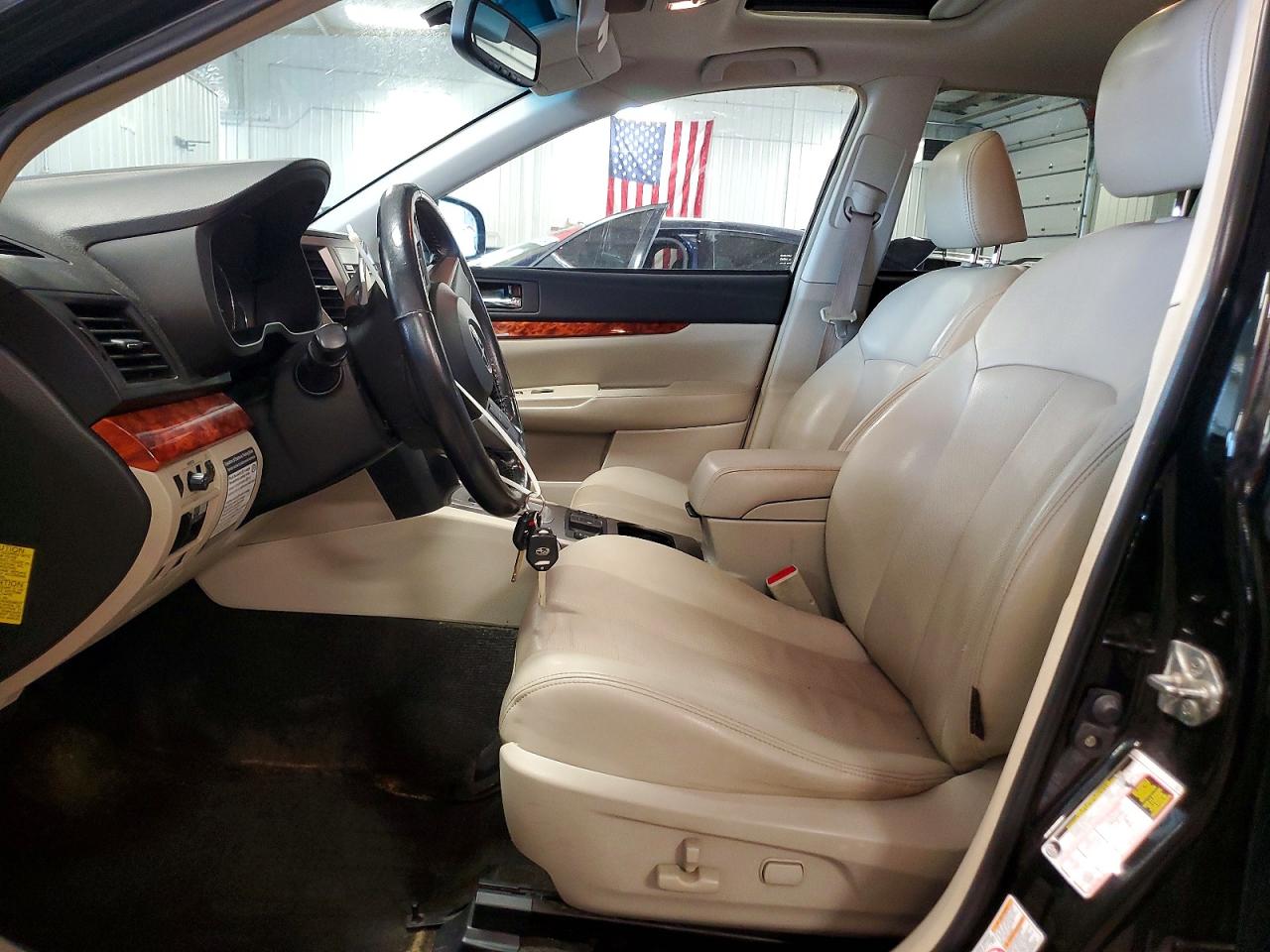 2011 Subaru Outback 2.5i Limited Black vin: 4S4BRCKC1B3435114