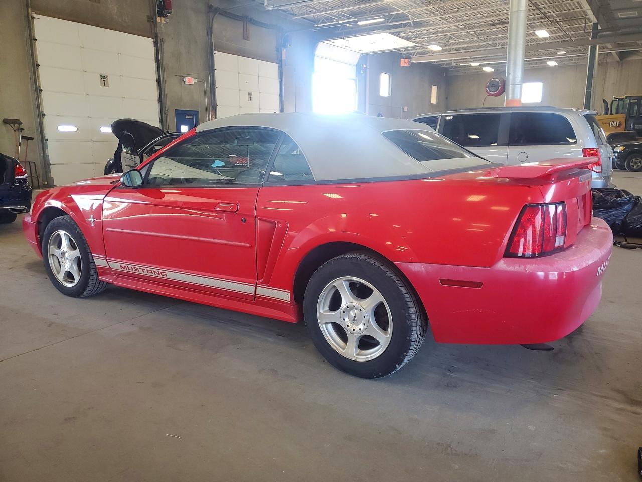 2003 Ford Mustang Red vin: 1FAFP44413F391368