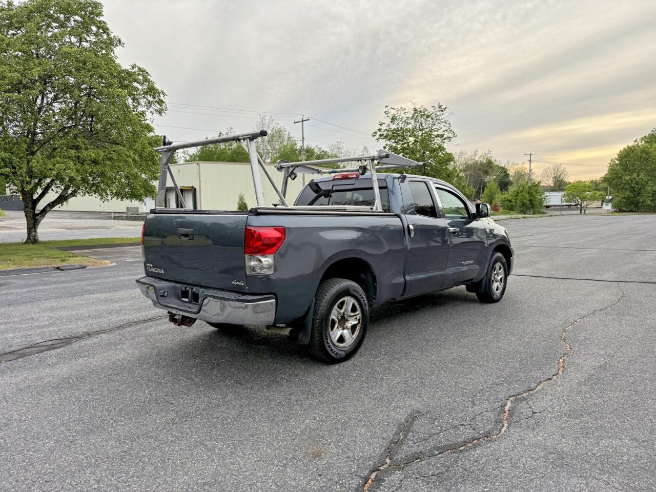2009 Toyota Tundra Grade Blue vin: 5TFBT54149X015072