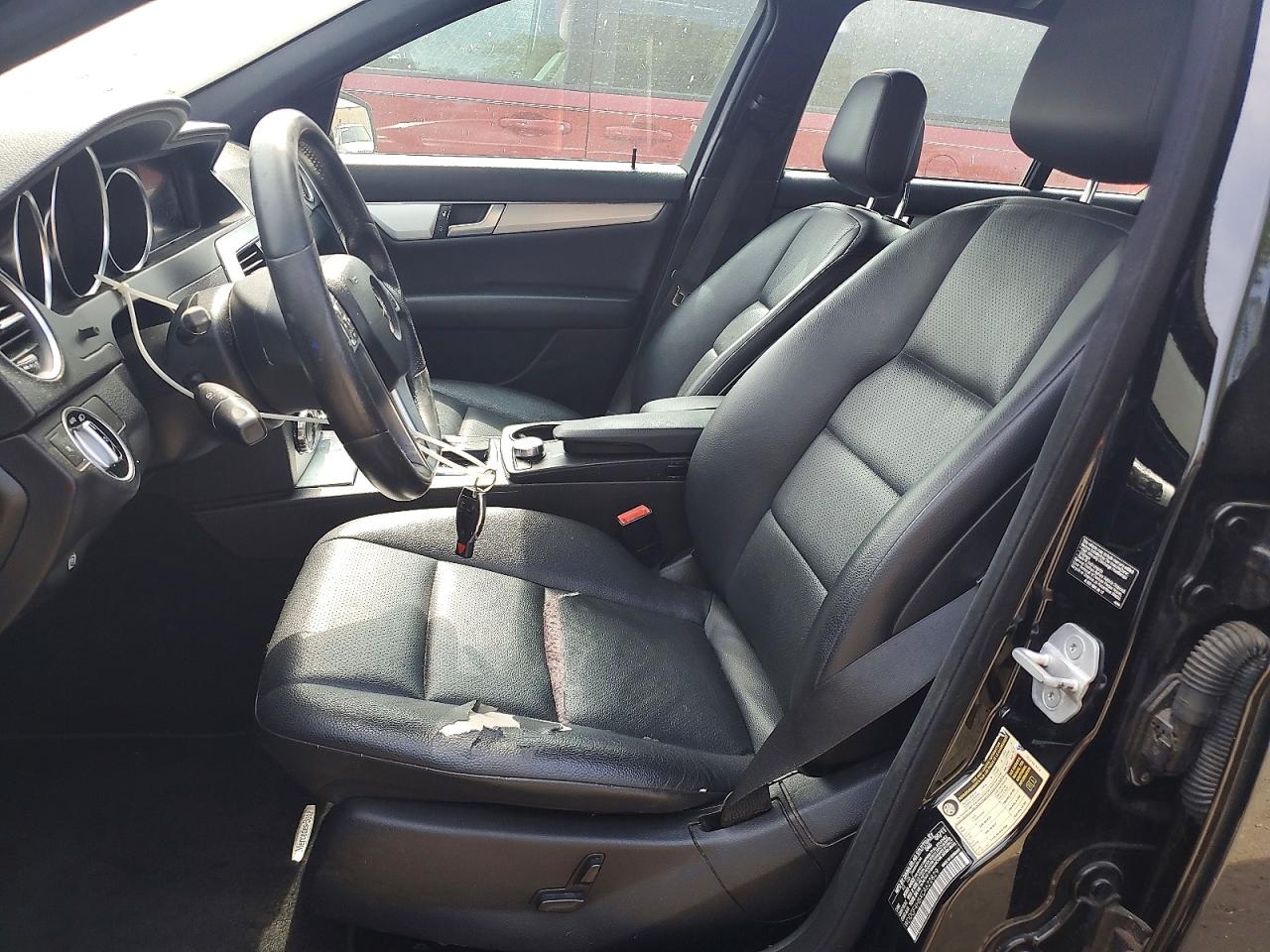 2012 Mercedes-benz C 250 Black vin: WDDGF4HBXCA622829