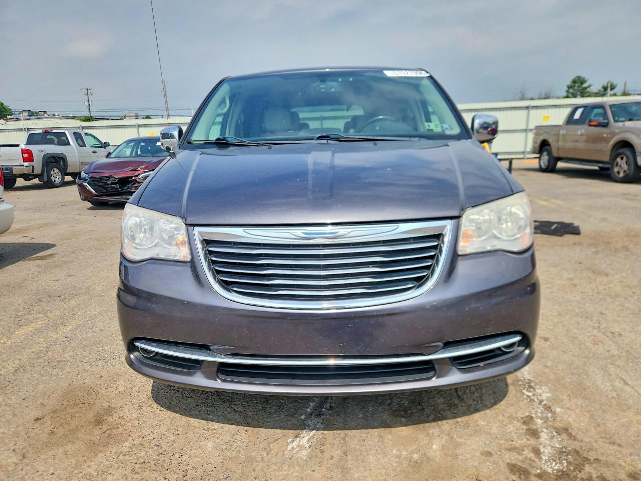 2015 Chrysler Town & Country Touring L Gray vin: 2C4RC1CG3FR520608