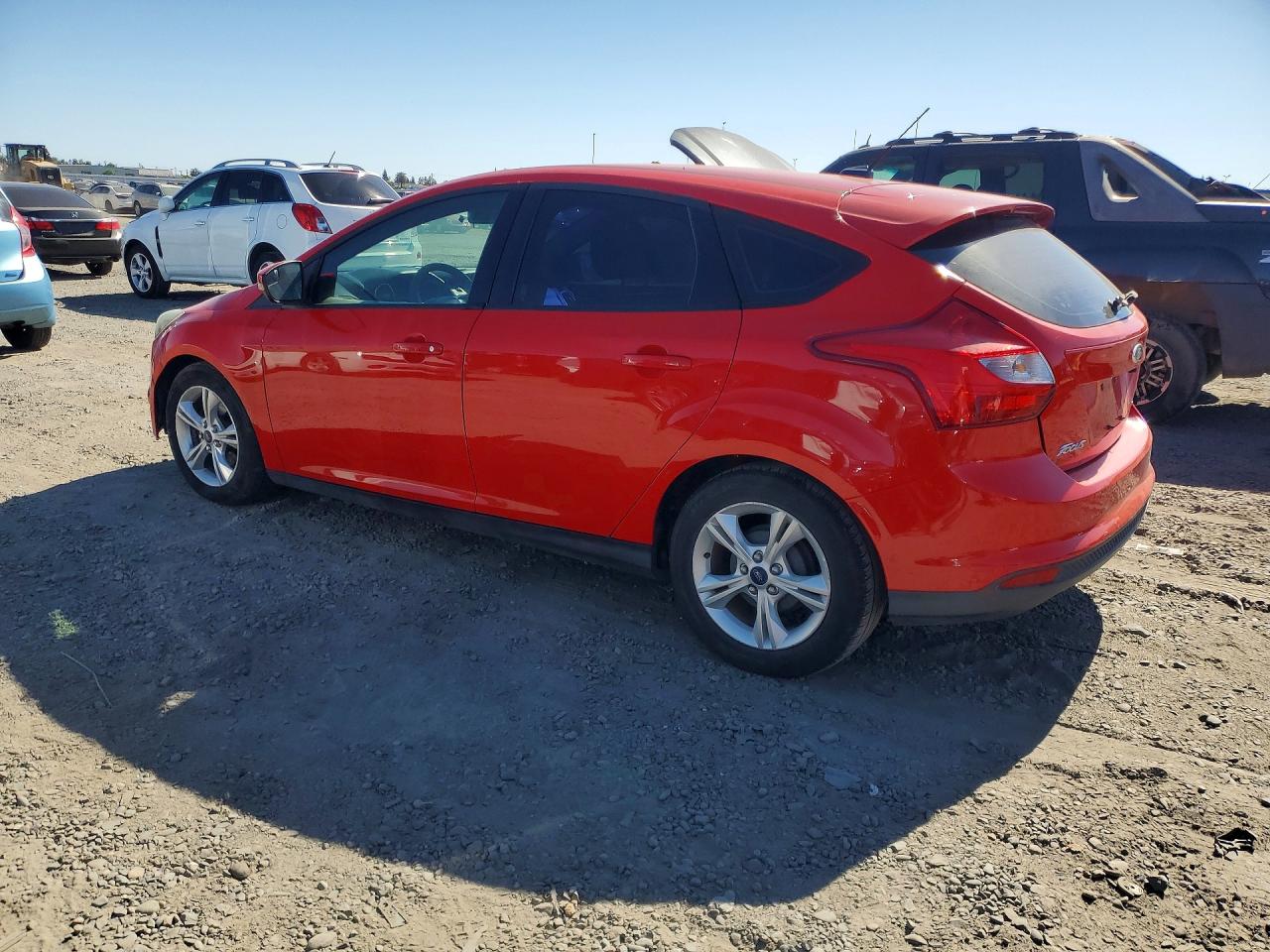 2014 Ford Focus Se Red vin: 1FADP3K28EL176738