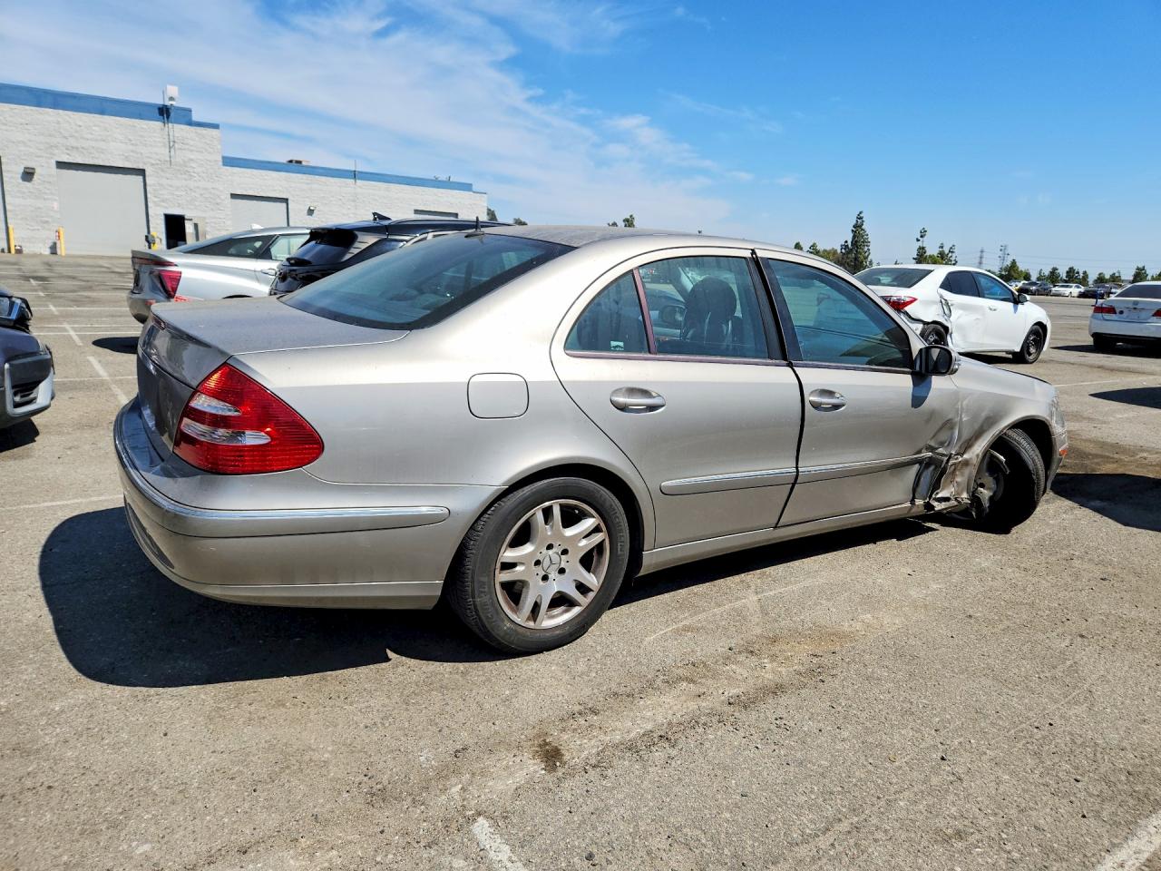 2005 Mercedes-benz E 320 Tan vin: WDBUF65J15A608064