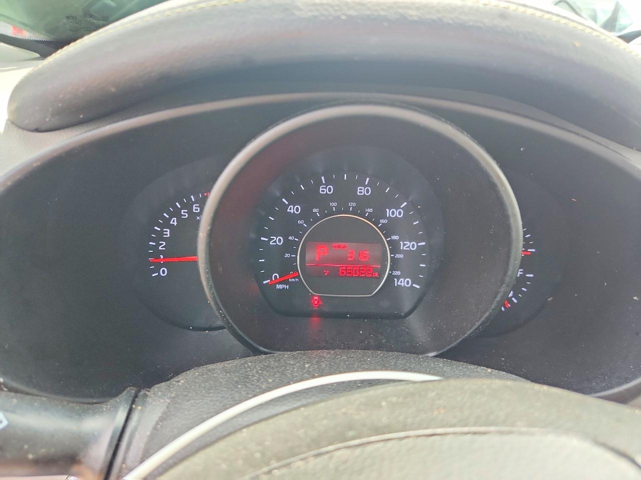 2016 Kia Soul + Black vin: KNDJP3A53G7830016