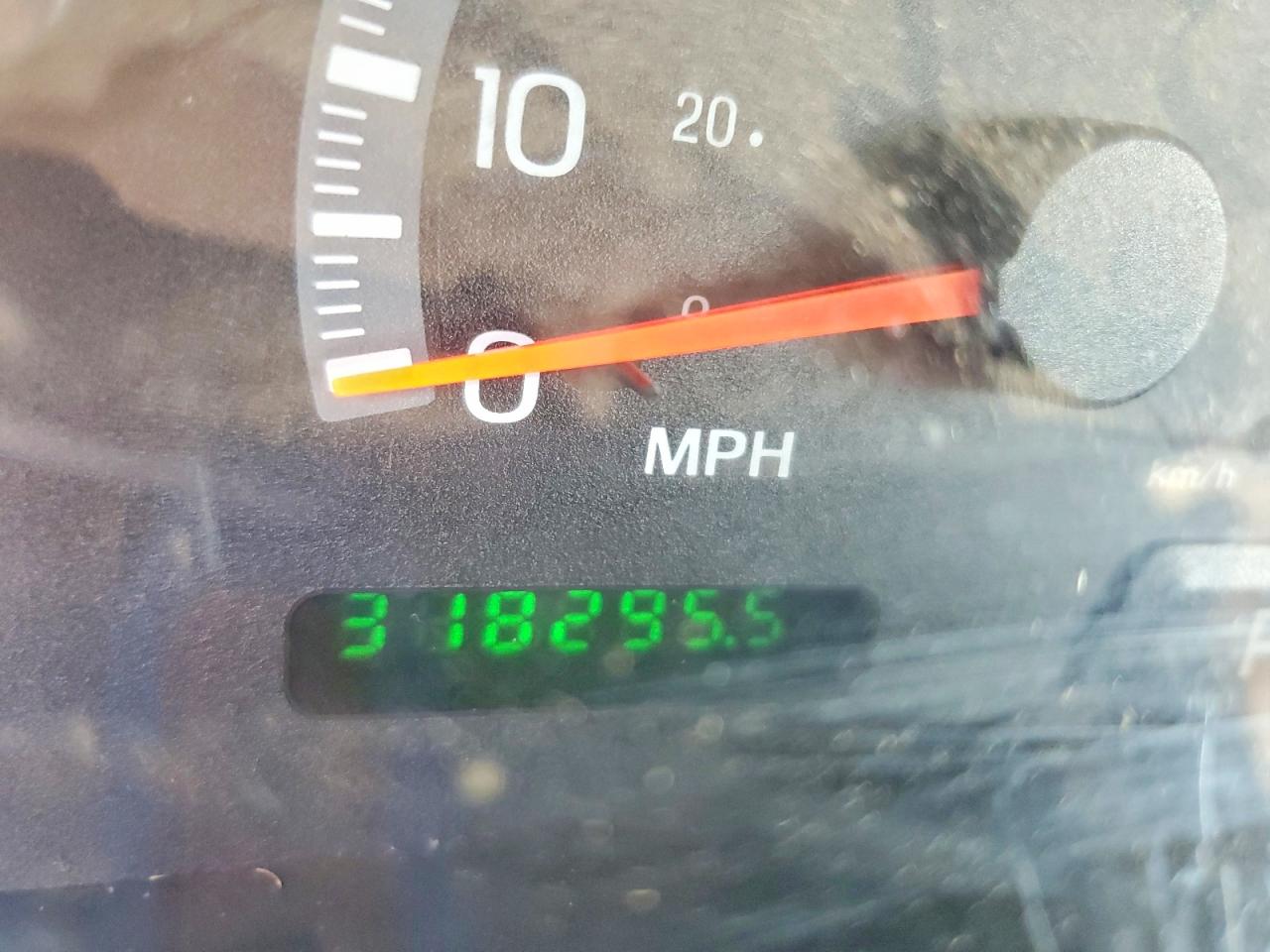 2002 Ford F150 Supercrew Tan vin: 1FTRW076X2KE17987