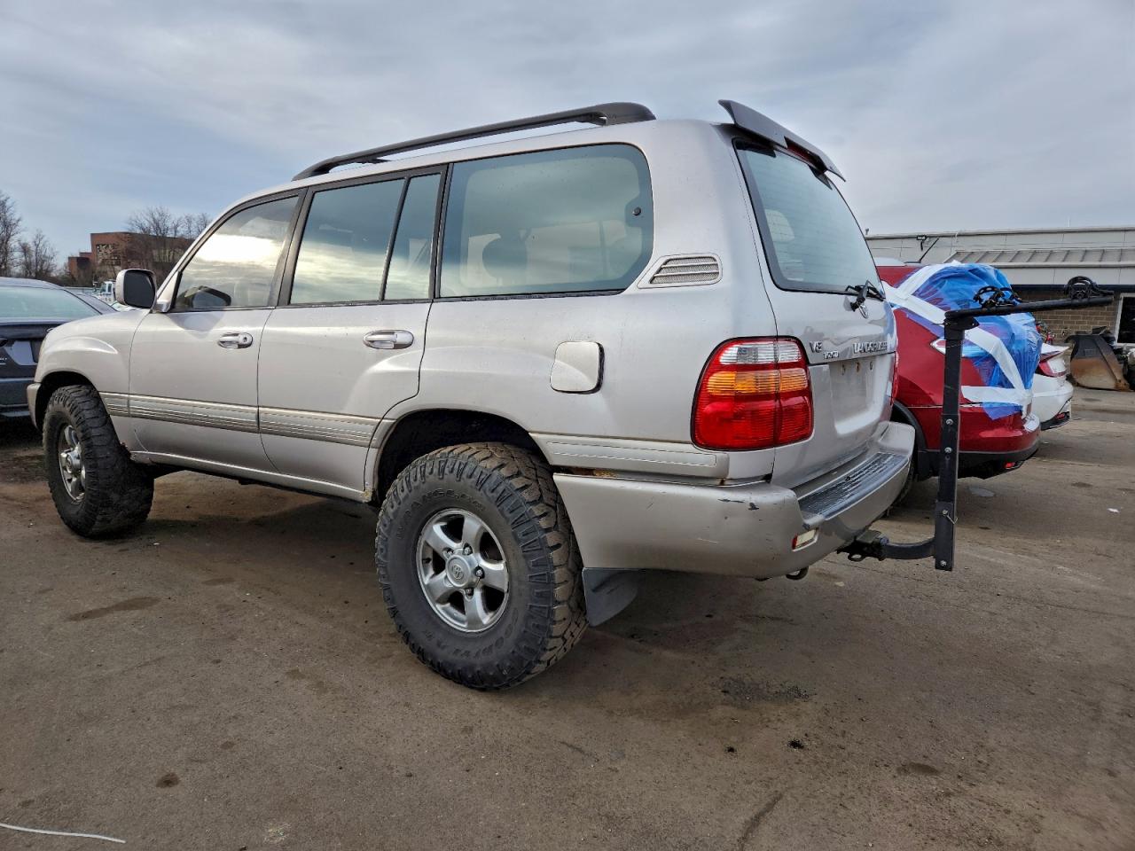 2002 Toyota Land Cruiser Silver vin: JTEHT05J322019981