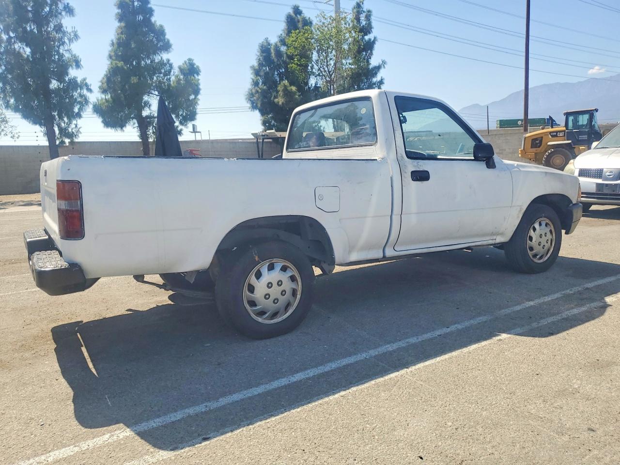 1993 Toyota Pickup 1/2 Ton Short Wheelbase Stb White vin: 4TARN81A8PZ089364